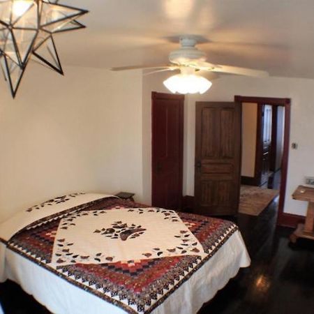 Stone Hollow Farms Bed & Breakfast Mercersburg Екстериор снимка