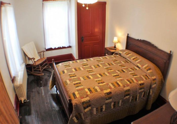 Stone Hollow Farms Bed & Breakfast Mercersburg Екстериор снимка